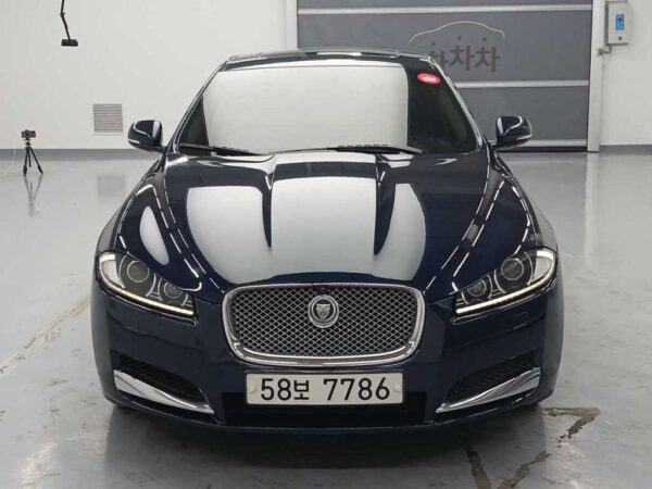 2012 Jaguar XF 3.0 V6 Luxury