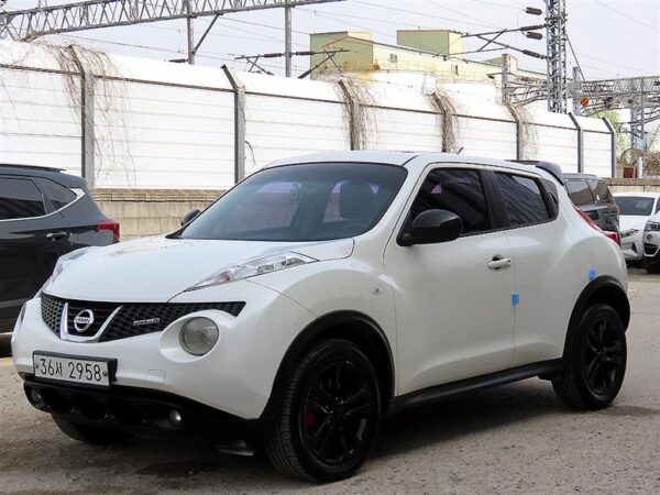 2014 Nissan Juke 1.6 SV - Image 2