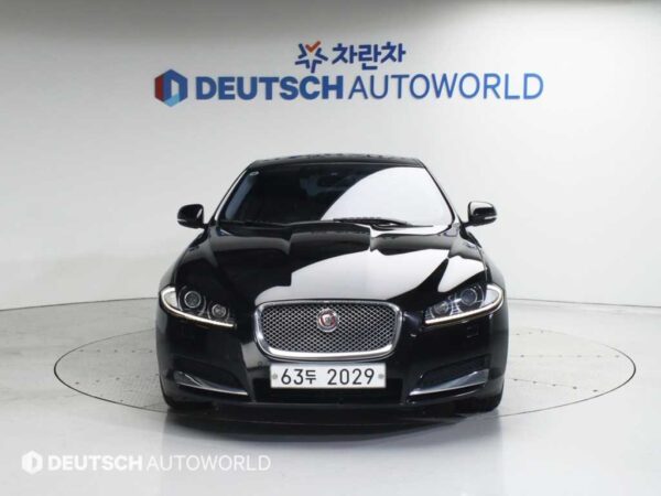 2014 Jaguar XF 2.0 Luxury