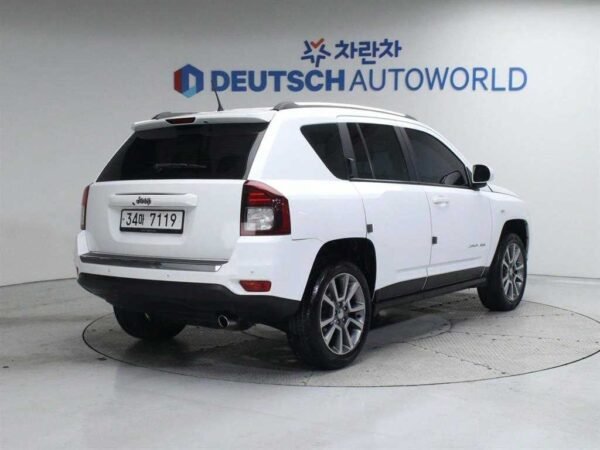 2017 Jeep Compass 2.4 Limited - Image 21