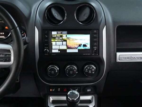 2017 Jeep Compass 2.4 Limited - Image 9