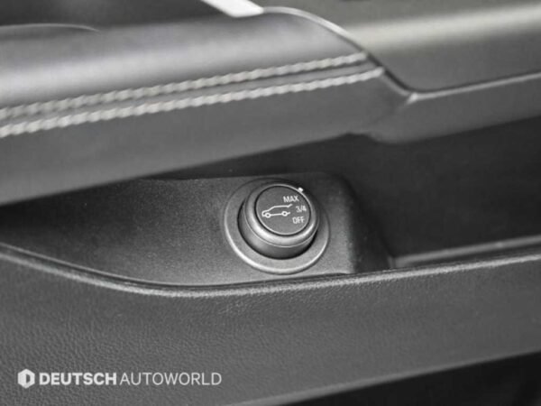 2012 Cadillac SRX 3.0 V6 Premium - Image 4