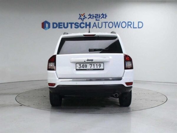 2017 Jeep Compass 2.4 Limited - Image 19