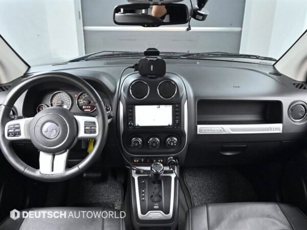 2014 Jeep Compass 2.4 Limited - Image 16
