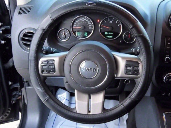 2013 Jeep Compass 2.4 Limited - Image 10