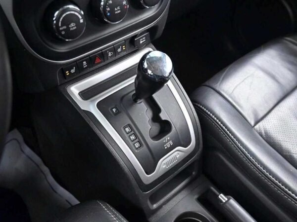 2017 Jeep Compass 2.4 Limited - Image 14