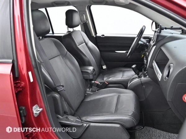 2014 Jeep Compass 2.4 Limited - Image 13