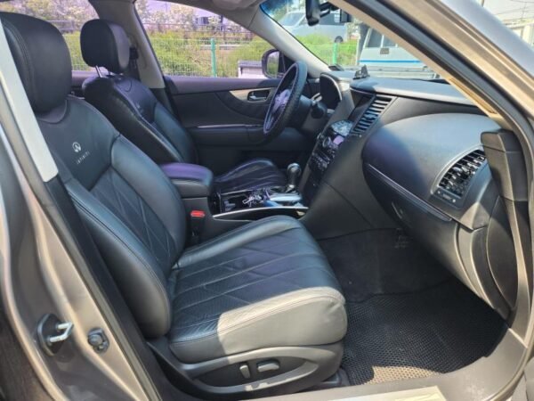 2010 Infiniti FX (2nd Generation) FX35 - Image 8
