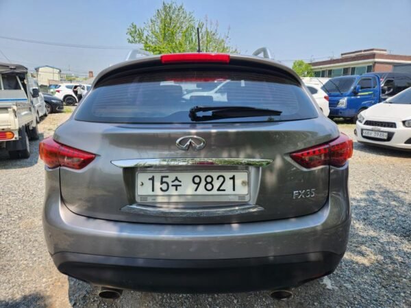 2010 Infiniti FX (2nd Generation) FX35 - Image 17