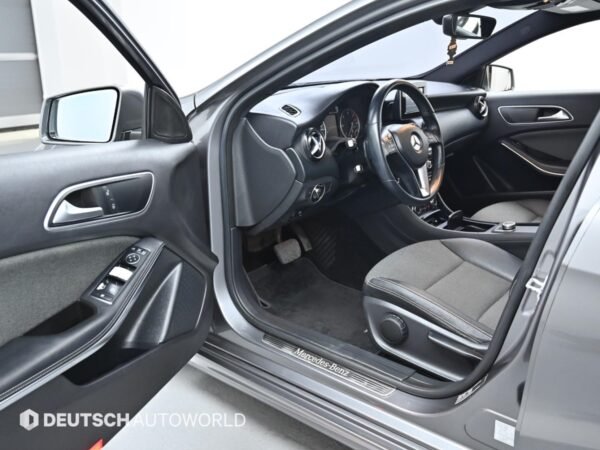 2014 Benz A class (3rd generation) A200 CDI style - Image 12
