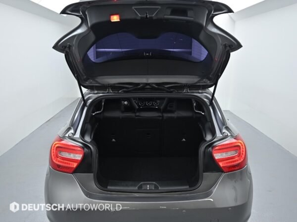 2014 Benz A class (3rd generation) A200 CDI style - Image 3