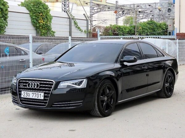 2011 Audi A8 (3rd generation) 4.2 FSI Quattro - Image 2