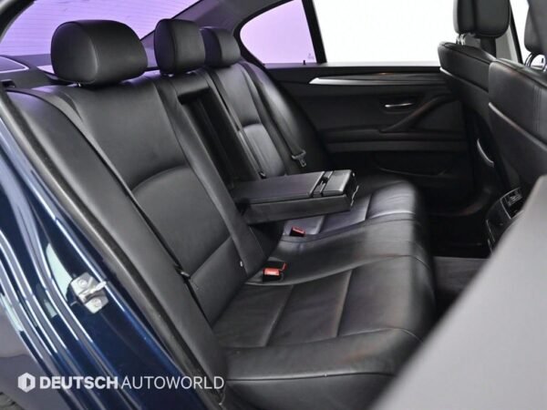 2011 BMW 5Series (6th Generation) 528i - Image 10