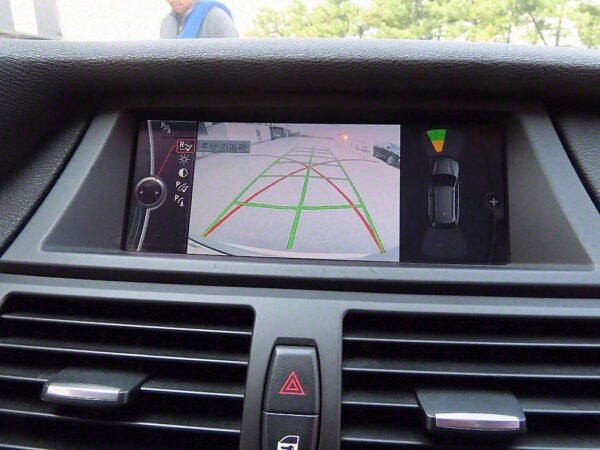 2011 BMW X5 (2nd Generation) 35i xDrive - Image 8