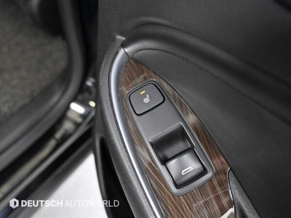 2017 Chevrolet(Daewoo) All new Malibu 2.0 Turbo Perfect Black - Image 7