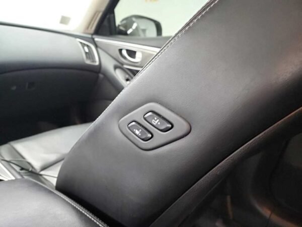 2015 Infiniti Q50 2.2D Premium - Image 6