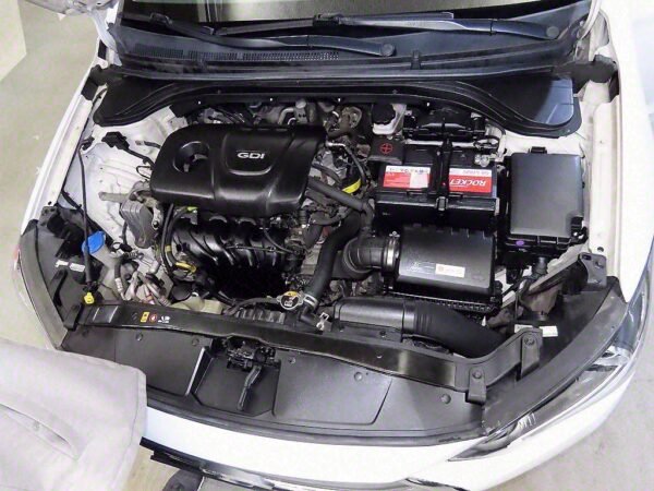2017 Hyudai AVANTE AD 1.6 GDi Modern - Image 4