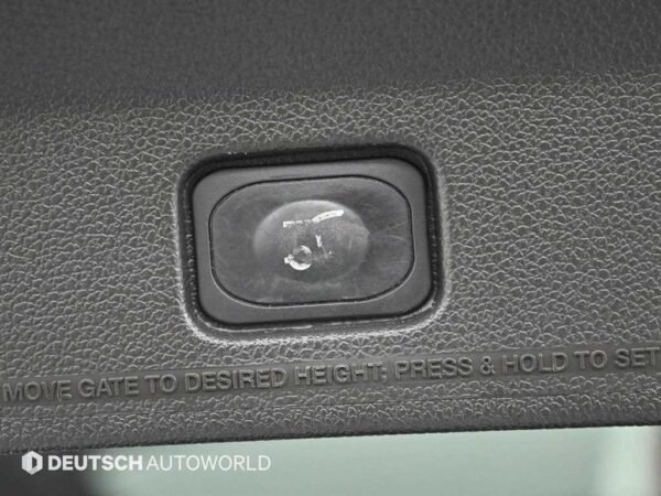 2013 Ford Explorer (5th Generation) 3.5 V6 4WD Limited - Image 3
