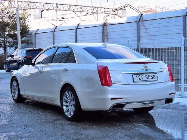 2014 Cadillac CTS (3rd Generation) 2.0 Luxury - Image 18