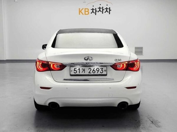 2015 Infiniti Q50 2.2D Premium - Image 19