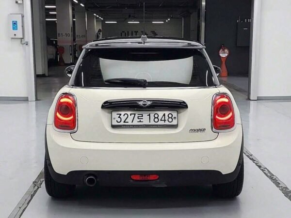 2017 Mini Cooper (3rd Generation) 1.5 high - Image 19