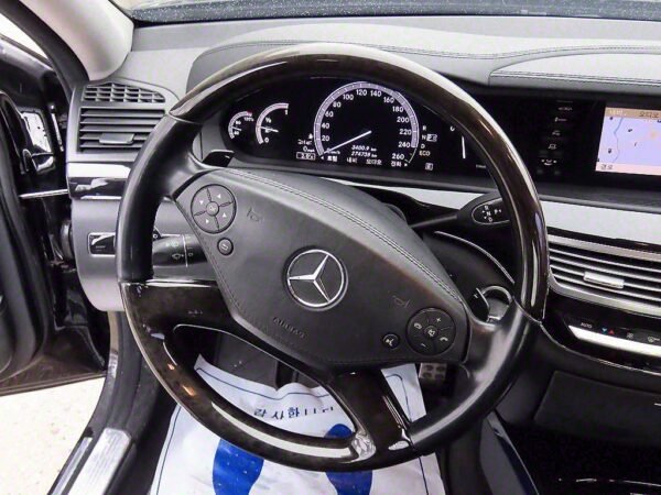 2013 Mercedes Benz S Class (5th Generation) S350 CDI BlueTEC - Image 15