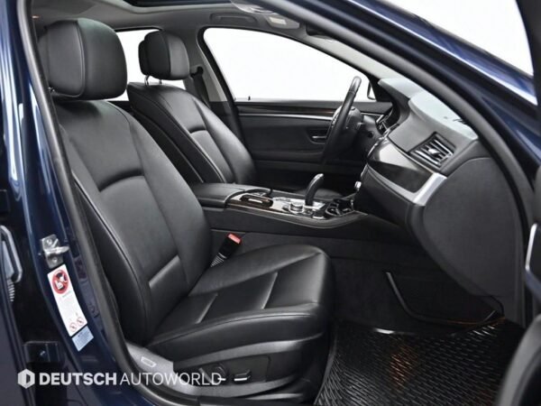 2011 BMW 5Series (6th Generation) 528i - Image 12