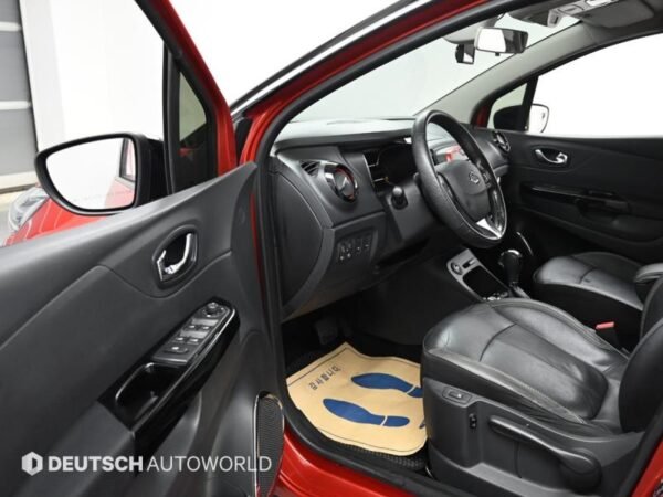 2016 Renault (SAMSUNG) QM3 RE Signature sonic red - Image 13