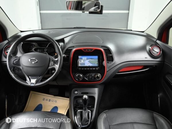 2016 Renault (SAMSUNG) QM3 RE Signature sonic red - Image 17