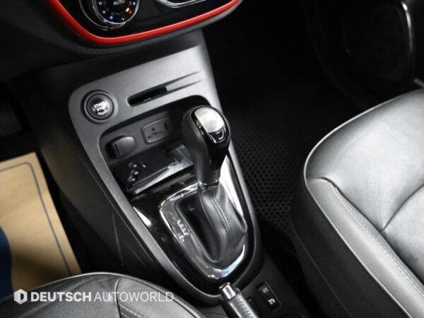 2016 Renault (SAMSUNG) QM3 RE Signature sonic red - Image 15