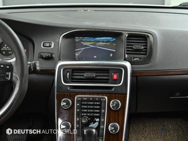 2012 Volvo V60 D5 - Image 9