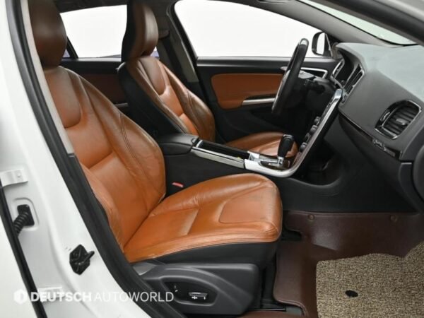 2012 Volvo V60 D5 - Image 13