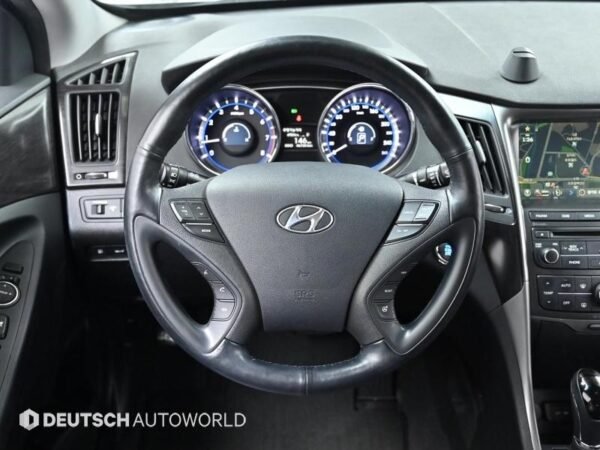 2014 HYUNDAI SONATA The Brilliant CVVL Attraction - Image 10