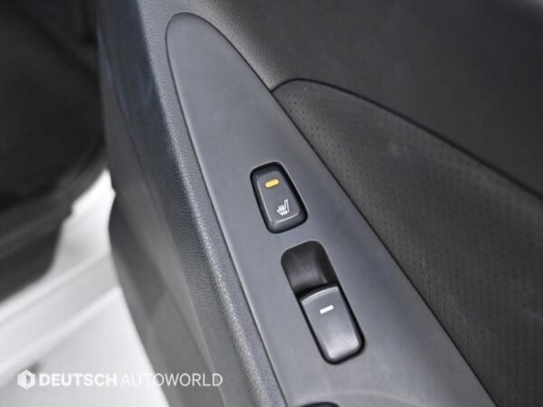 2014 HYUNDAI SONATA The Brilliant CVVL Attraction - Image 7