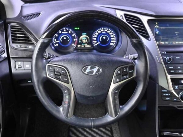 2014 HYUNDAI GRANDEUR HG 240 Modern - Image 10