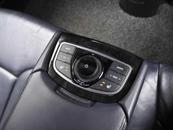 2014 HYUNDAI GRANDEUR HG 240 Modern - Image 7