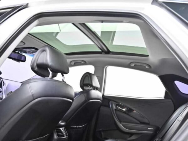 2014 HYUNDAI GRANDEUR HG 240 Modern - Image 4