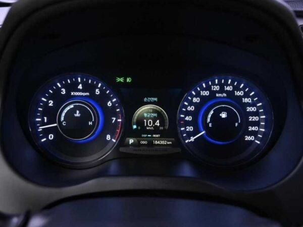 2014 HYUNDAI GRANDEUR HG 240 Modern - Image 15
