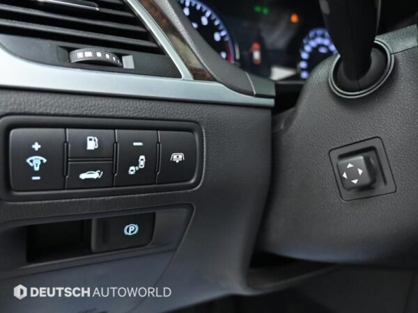 2015 HYUNDAI GENESIS DH G380 AWD Prestige - Image 6