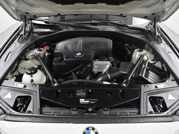 2014 BMW 5series (6th generation) 528i - Image 4