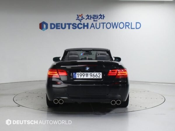2011 BMW 3series (5th generation) Convertible 328i - Image 18