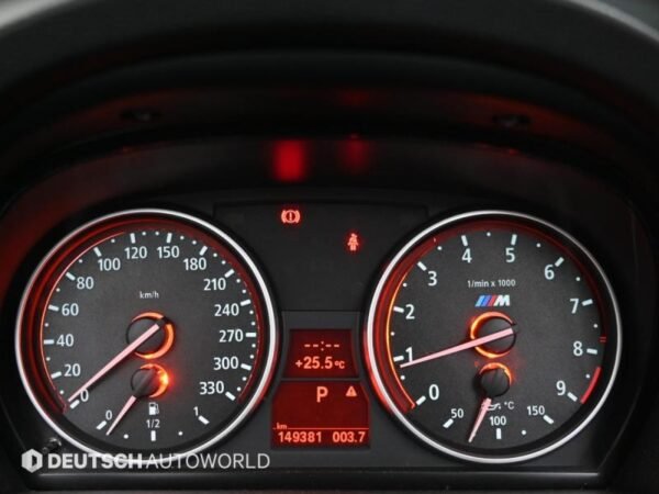 2011 BMW 3series (5th generation) Convertible 328i - Image 14