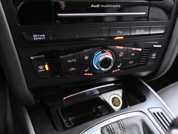 2014 AUDI A4 (4th generation) 2.0 TFSI quattro dynamic - Image 17