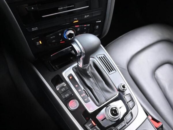 2014 AUDI A4 (4th generation) 2.0 TFSI quattro dynamic - Image 8