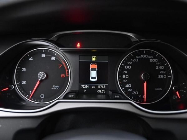 2014 AUDI A4 (4th generation) 2.0 TFSI quattro dynamic - Image 7