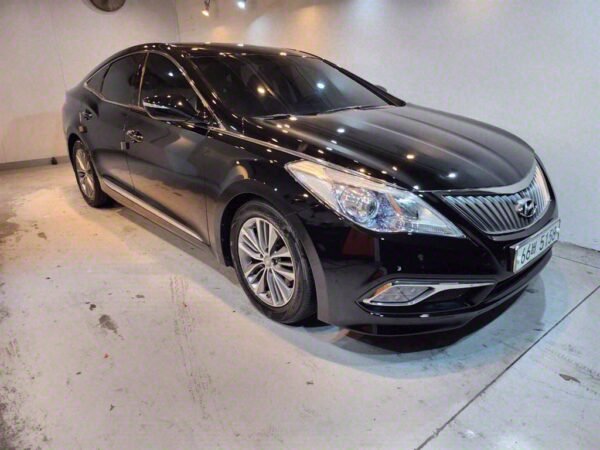 2015 HYUNDAI GRANDEUR HG 240 Modern