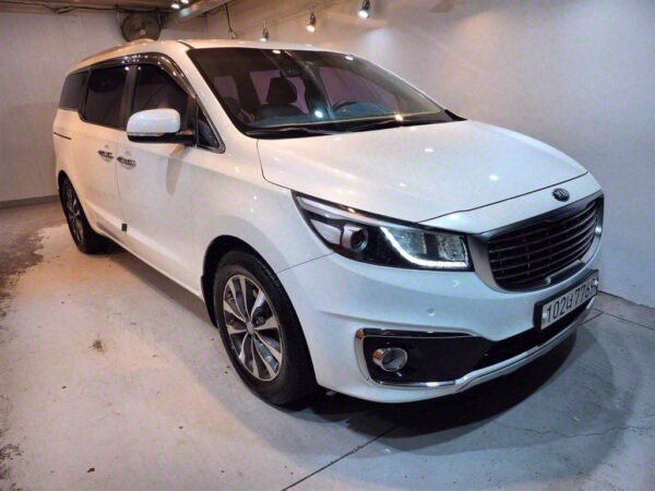 2017 KIA All New CARNIVAL Diesel Luxury