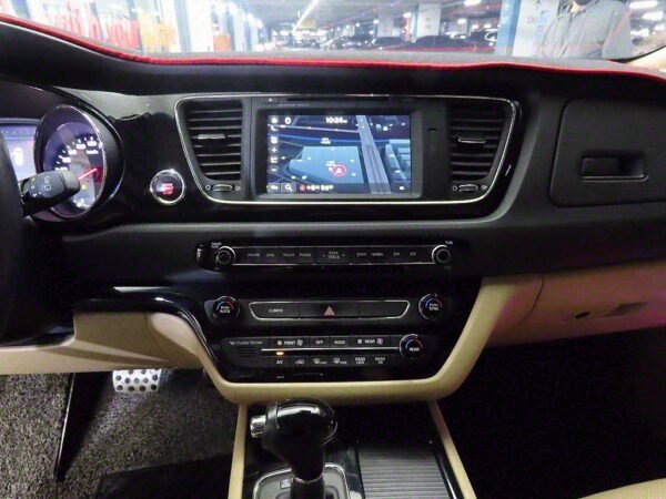 2016 KIA All New CARNIVAL LIMUOSINE Diesel President - Image 12