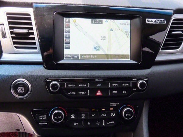 2017 KIA Niro 1.6 Hybrid luxury - Image 9