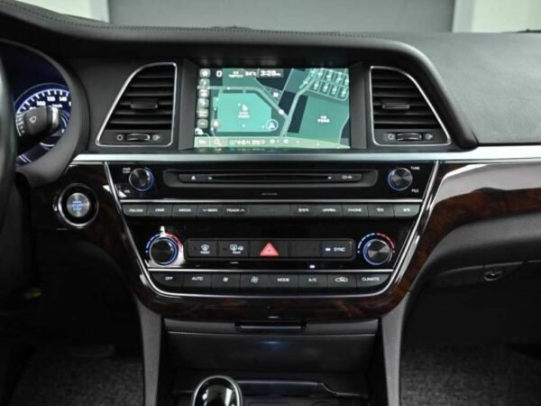 2017 HYUNDAI ASLAN G300 MODERN - Image 10